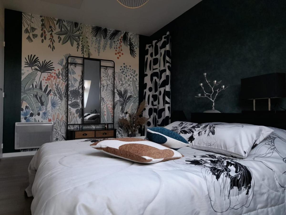 Chambre Dans Un Ecrin De Verdure Angrie 外观 照片