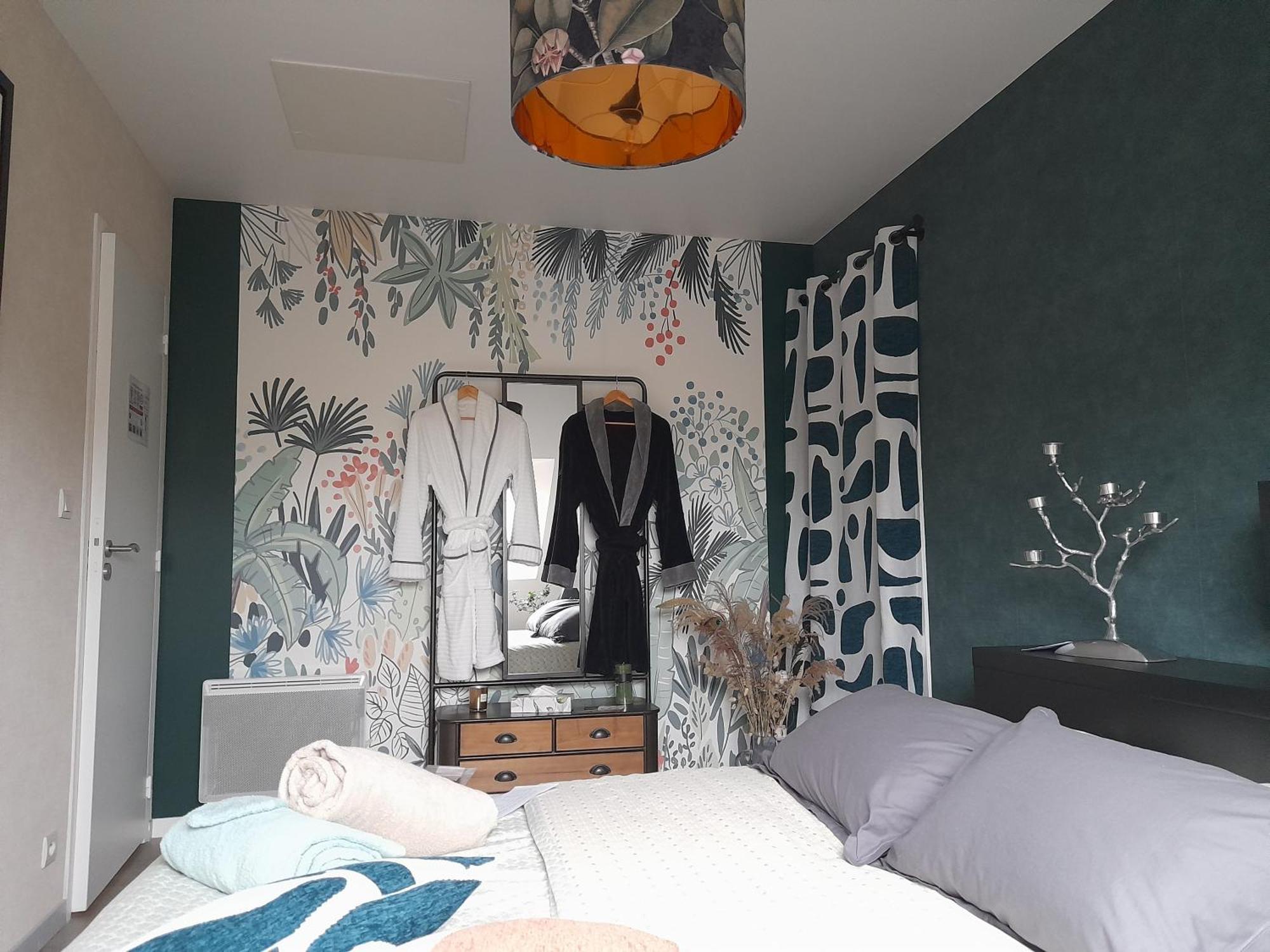 Chambre Dans Un Ecrin De Verdure Angrie 外观 照片